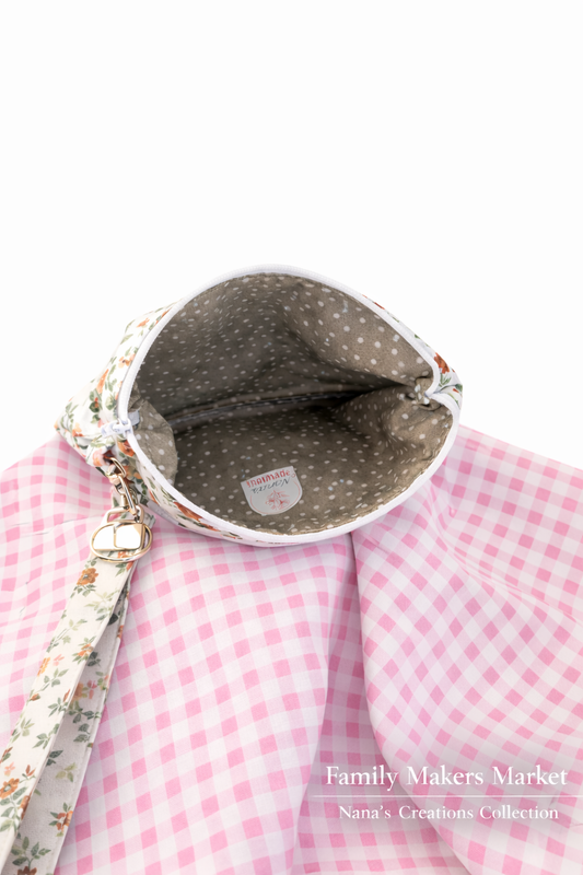 Vintage Garden Floral Quilted Wristlet